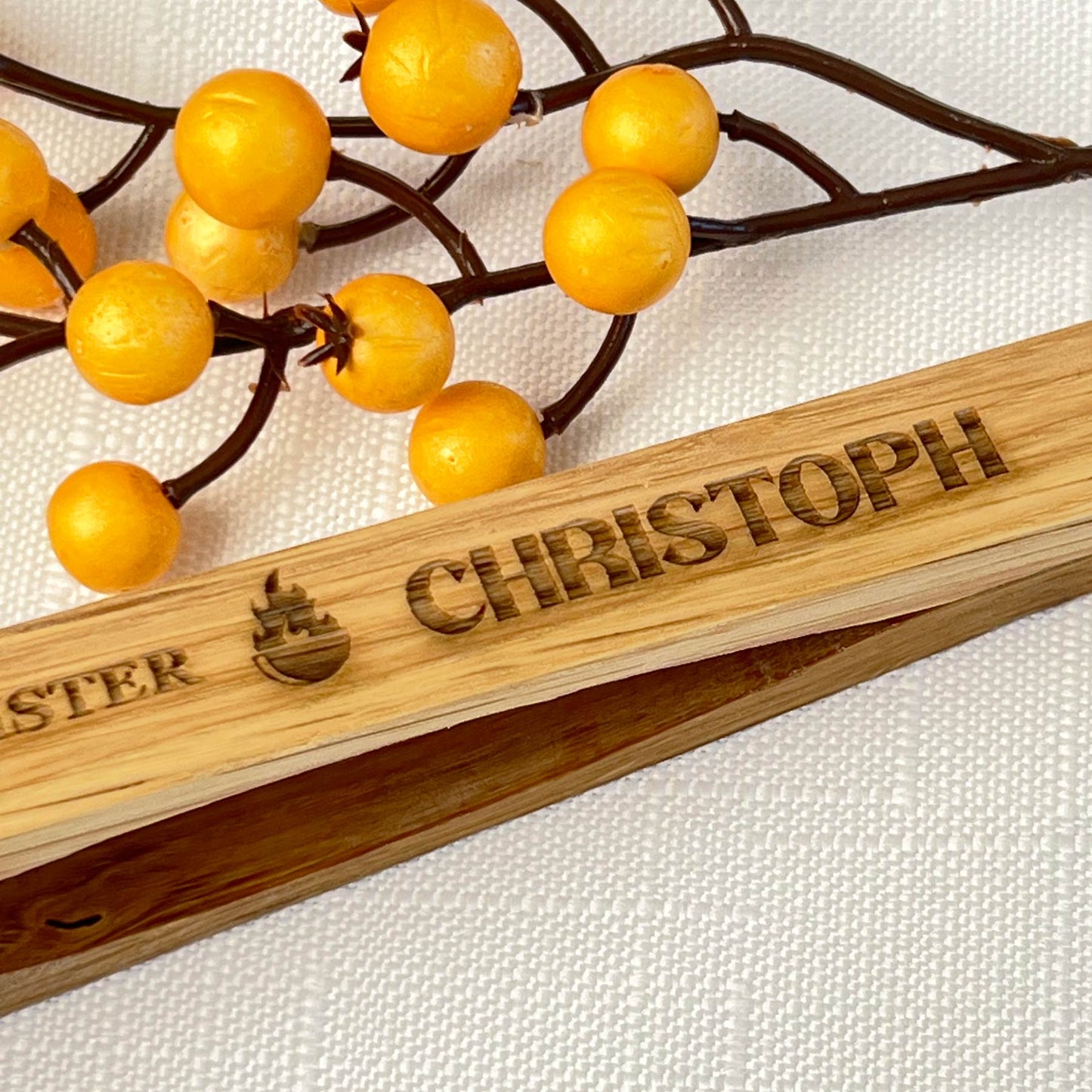 Gillzange aus Holz "Grillmeister" - Personalisiert