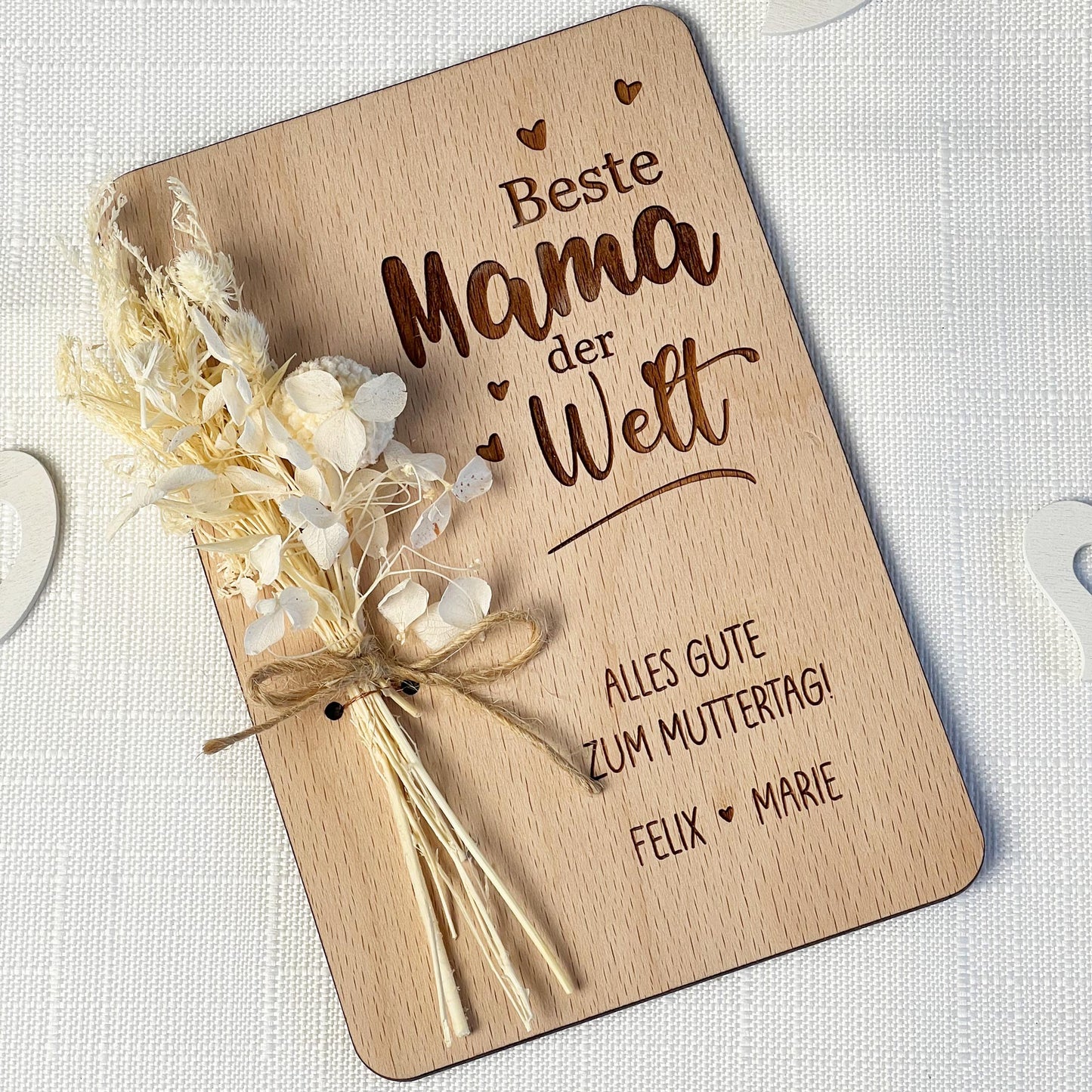 Muttertagskarte aus Holz mit Blumen - Personalisiert