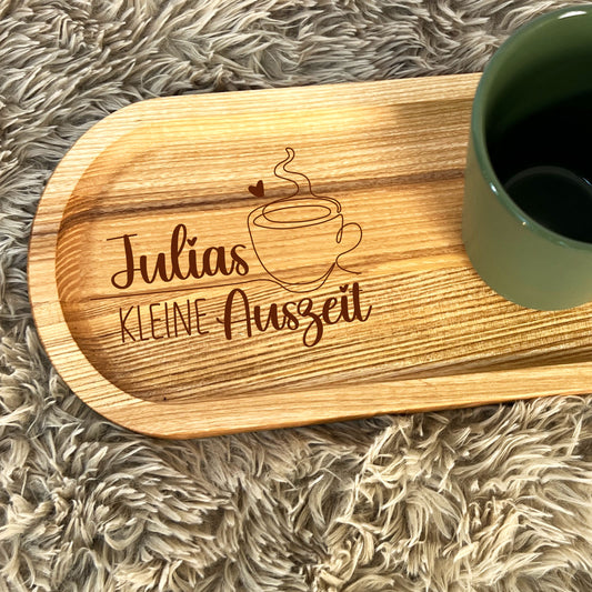 Graviertes Holztablett mit Becher - groß | Freunde