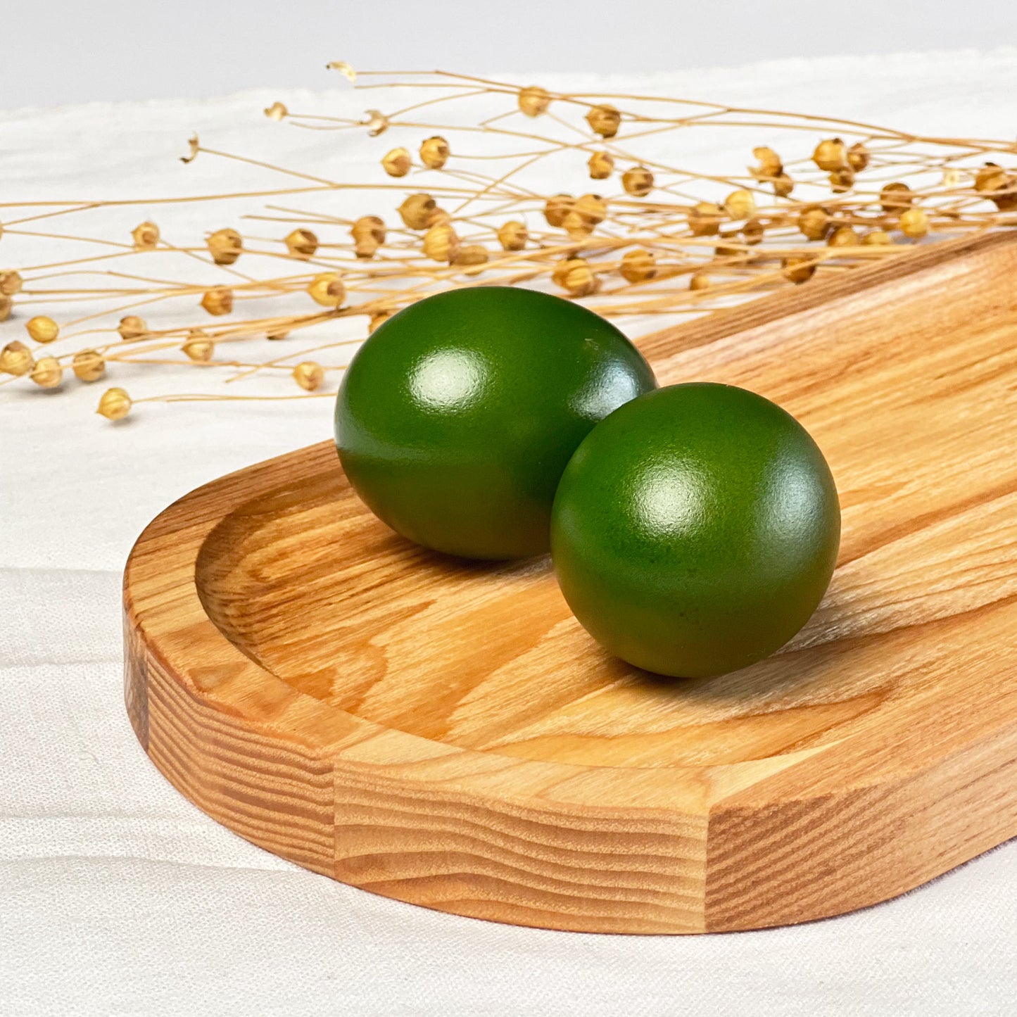 Serviertablett aus Holz - Osterdeko