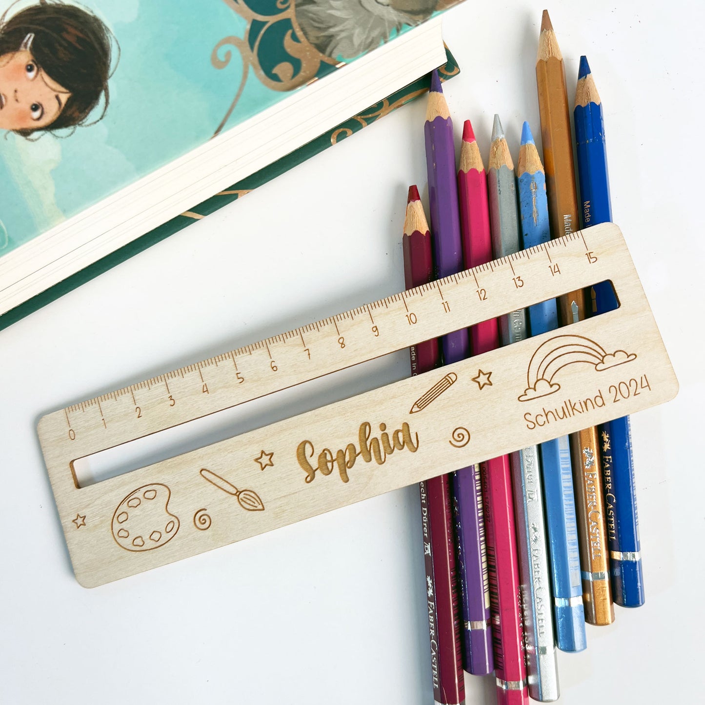 Personalisiertes Lineal aus Holz - Geschenk zur Einschulung