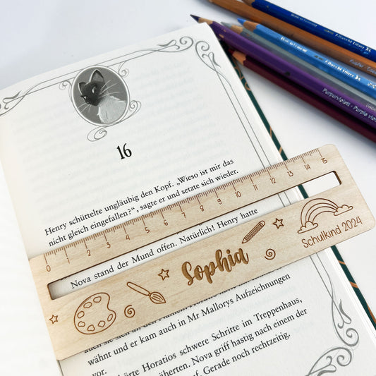 Personalisiertes Lineal aus Holz - Geschenk zur Einschulung