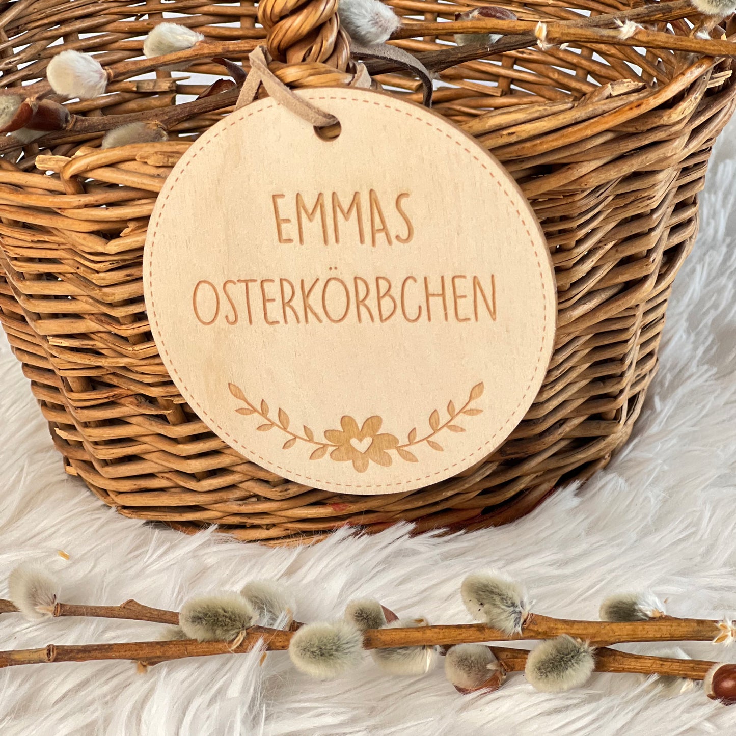 Personalisierter Osterkörbchen-Anhänger mit Name