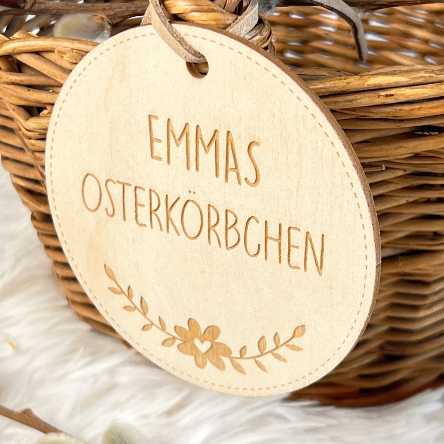 Personalisierter Osterkörbchen-Anhänger mit Name