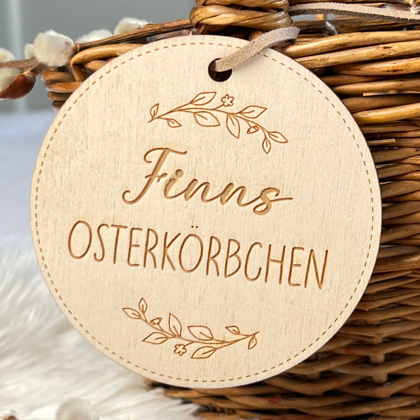 Personalisierter Osterkörbchen-Anhänger mit Name