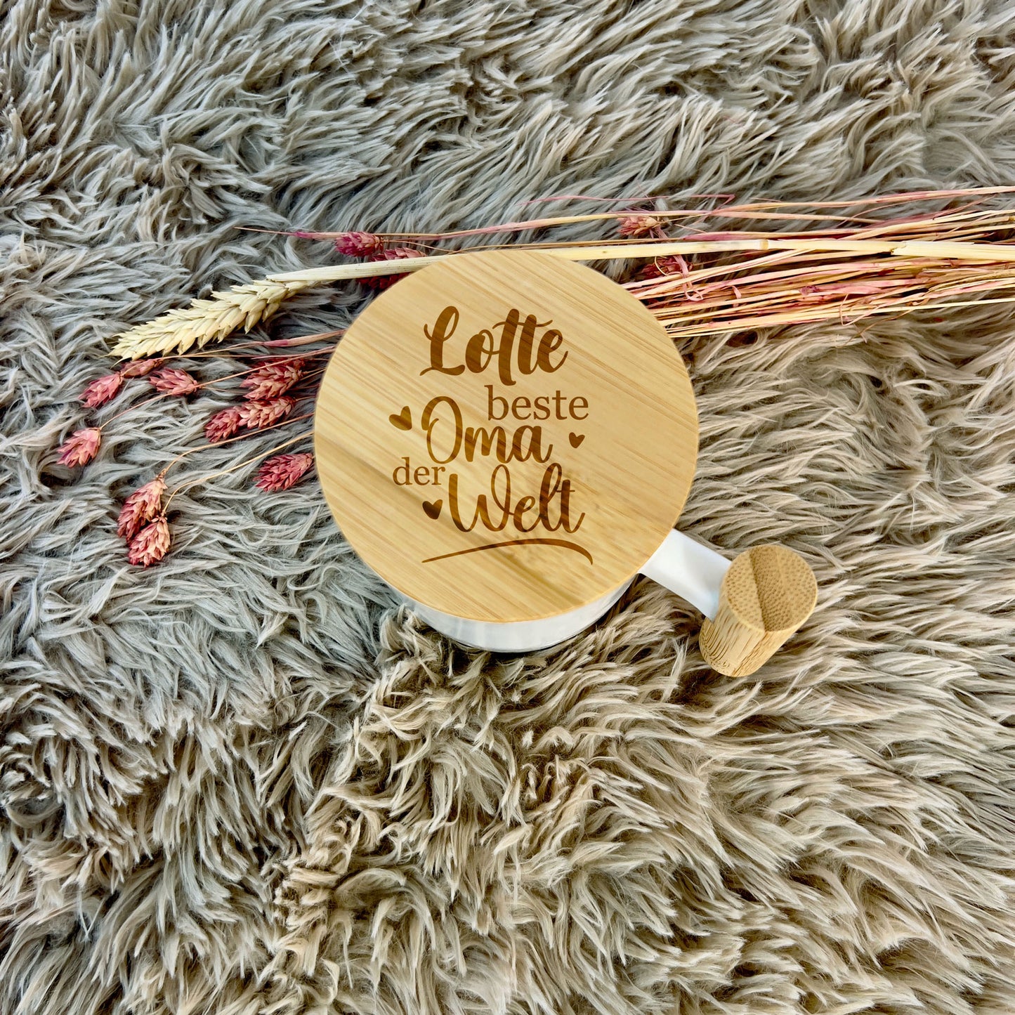 Porzellan-Becher mit Holzdeckel personalisiert | Oma oder Opa