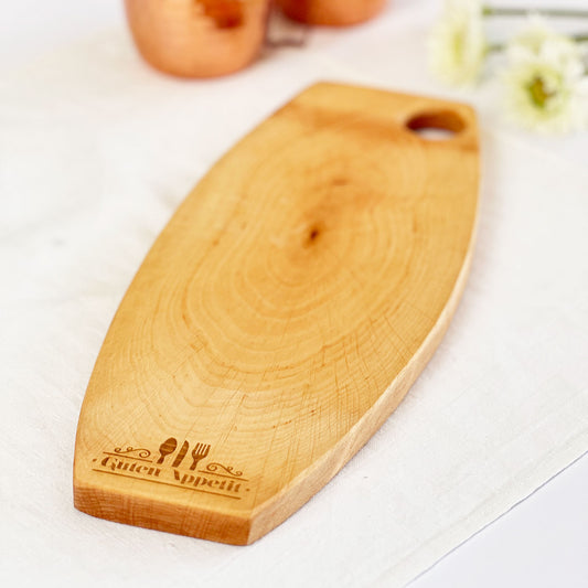 Servierbrett aus Holz mit Lochgriff - Personalisiert