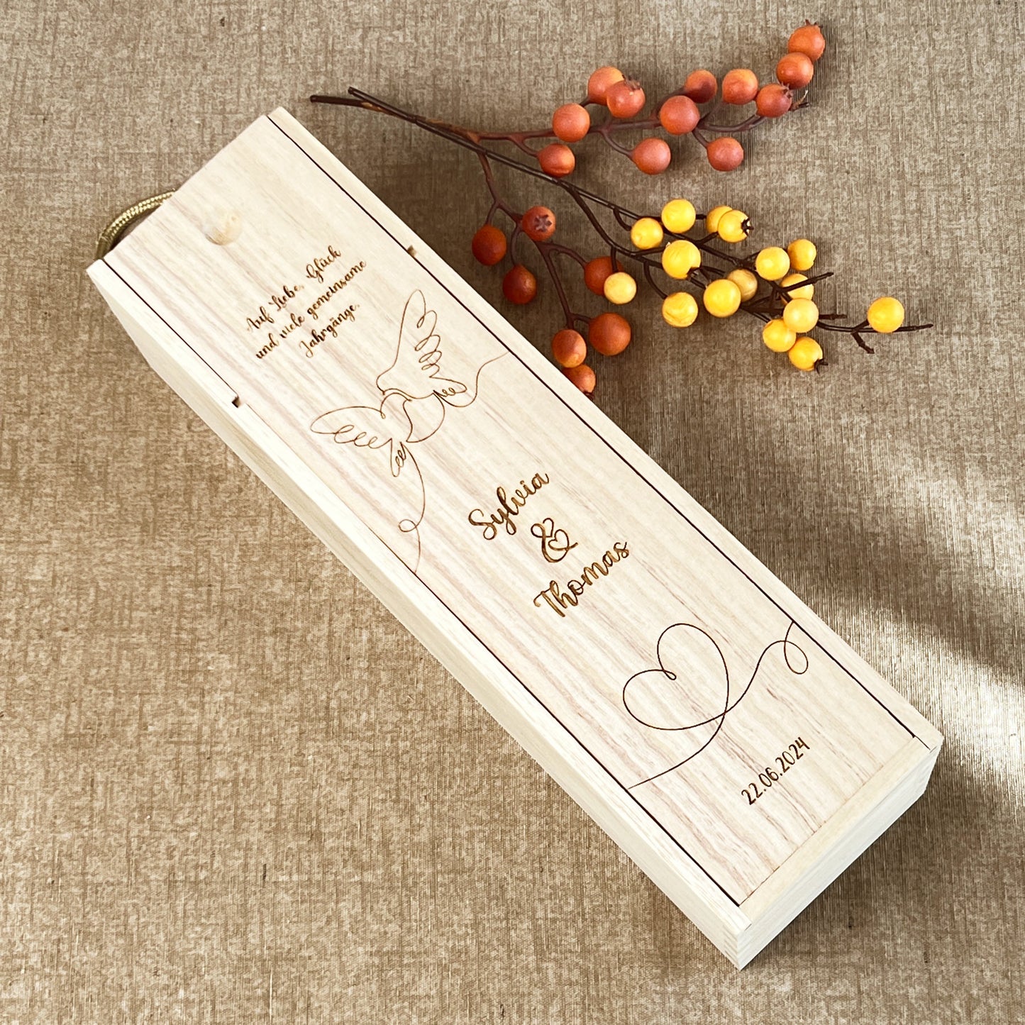 Personalisierte Weinkiste aus Holz - Hochzeitsgeschenk
