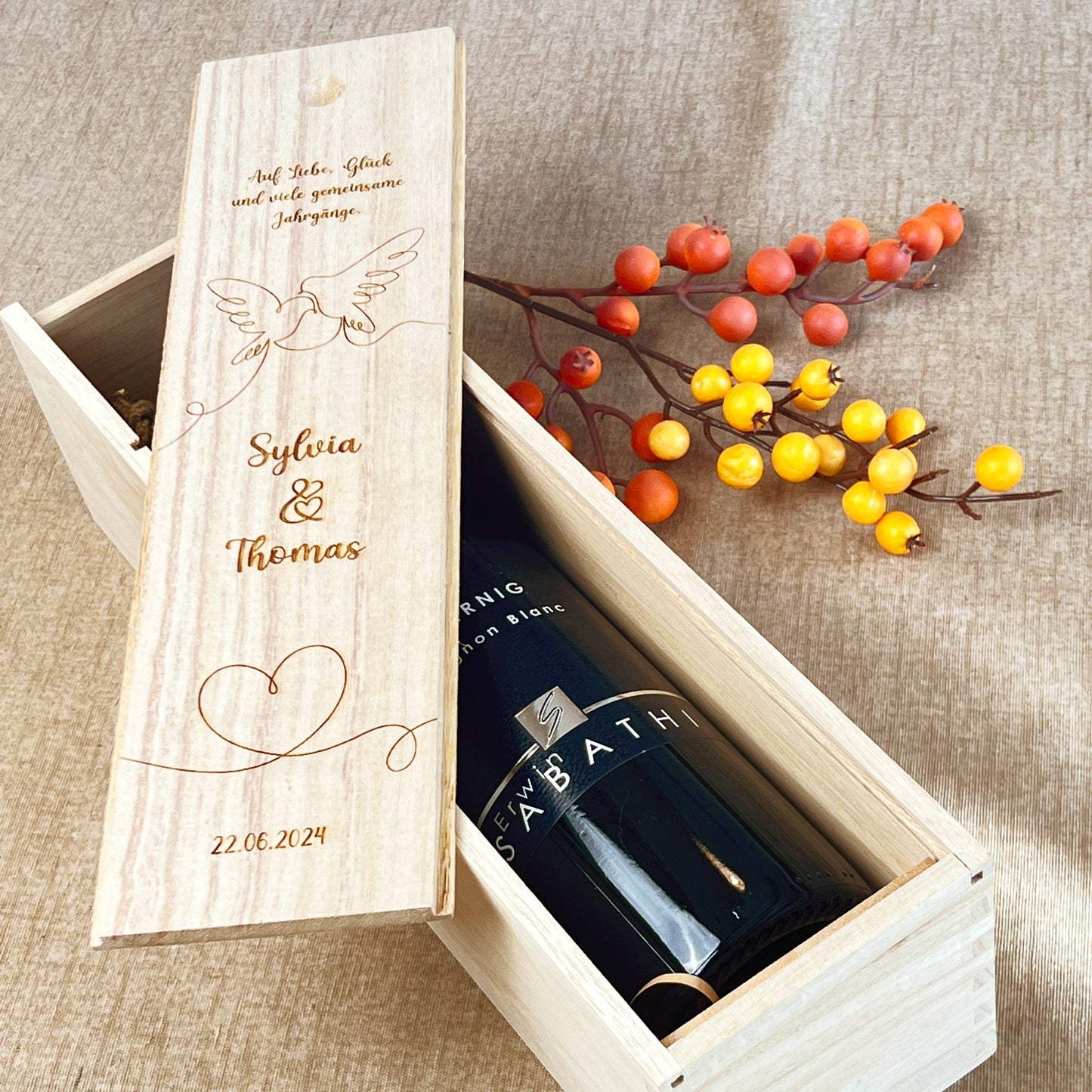 Personalisierte Weinkiste aus Holz - Hochzeitsgeschenk