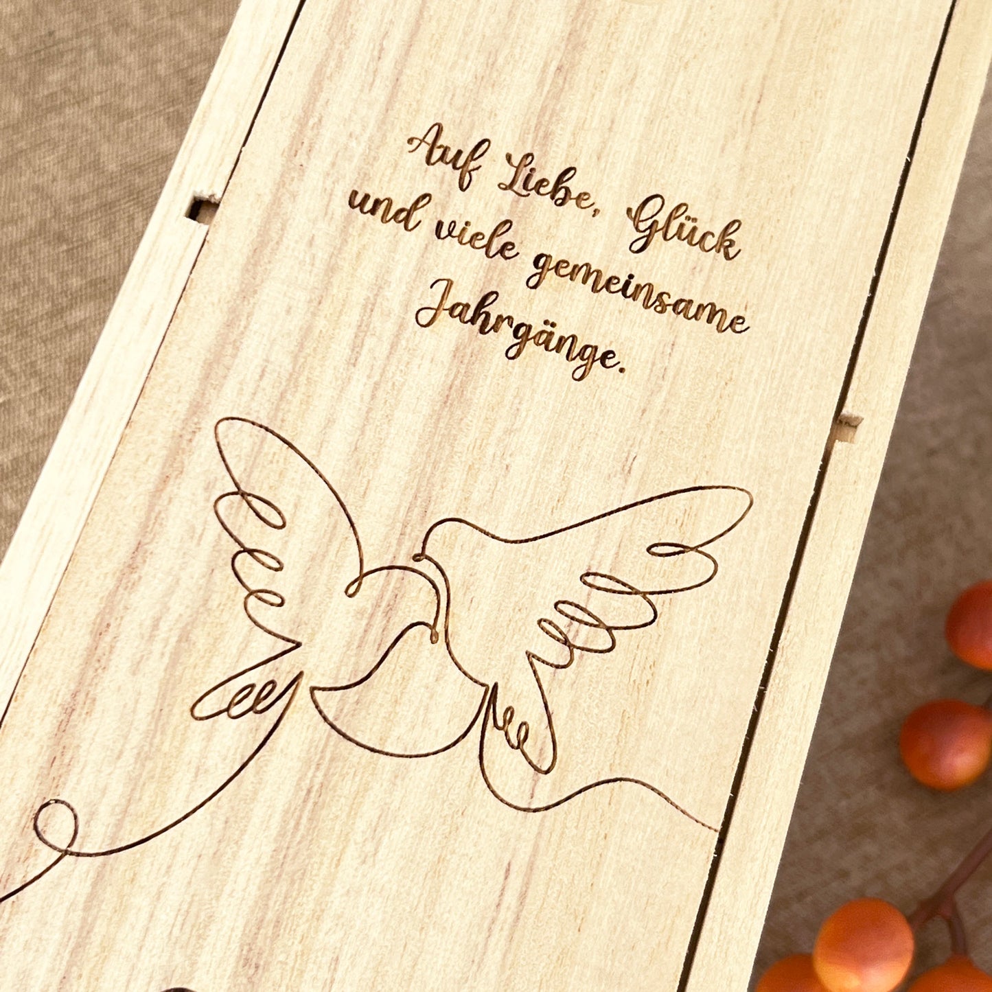 Personalisierte Weinkiste aus Holz - Hochzeitsgeschenk