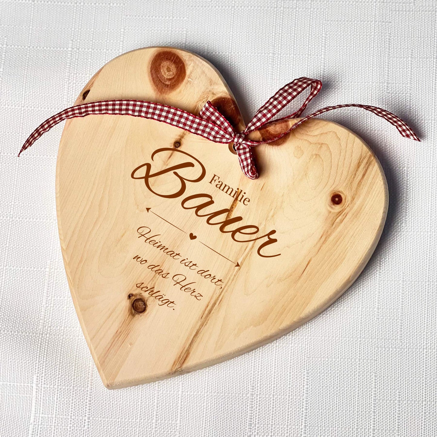 Herz-Deko aus Zirbenholz - Personalisiert