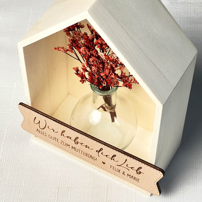 Deko Holzhaus mit Blumen - Personalisierte Muttertag Geschenke