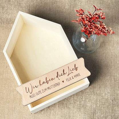 Deko Holzhaus mit Blumen - Personalisierte Muttertag Geschenke