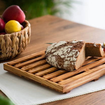 Brotschneidebrett aus Olivenholz